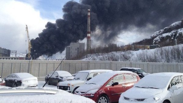 Пожар на судоремонтном заводе Нерпа в Мурманской области